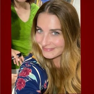 Meet your Posher, Andrea